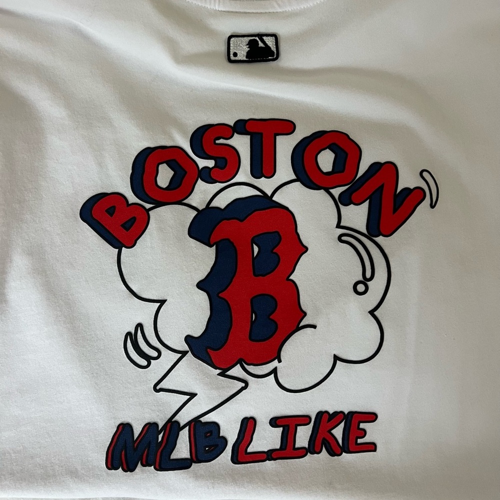 (NWOT) Boston MLB T shirt